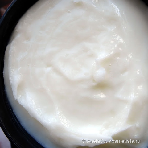 Уход за кожей головы и волосами с Lush: 3 любимых средства