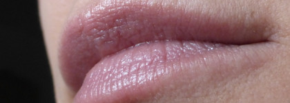 Свои губы, только лучше: Rimmel Oh My Gloss #130 Purrr... Glossy