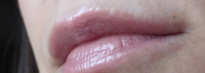 Свои губы, только лучше: Max Factor X 2000 calorie Lip Glaze Plumping Lip Gloss 050 Guava Flair