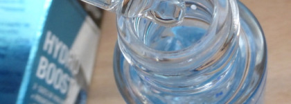 Лучшая увлажняющая сыворотка из масс-маркета: Neutrogena Hydro Boost Concentrated Serum