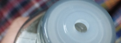 Лучший тоник с кислотами для кожи, страдающей от высыпаний: Neutrogena Clear & Defend+ Liquid Exfoliant 7% Aha+Panthenol