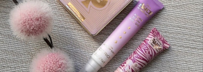 Catrice Alice in Wonderland: Aroma Serum Roll On, Diamond Haze Highlighter, Luminizing Compact Powder + бонус: Essence Lip Scrub