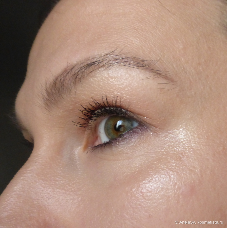 С карандашом и пудрой