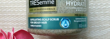 Очищающий пилинг для волос и кожи головы Tresemme Purify & Hydrate Exfoliating Scalp Scrub