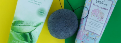 Командиры мочалок: Tony Moly Пенка для умывания с экстрактом алоэ, Enesti Пенка для умывания с маслом шиповника и губка-спонж Winstonia Коnjac Sponge