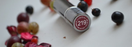 Ягодный сезон с увлажняющей помадой Limoni №219 и помадой Catrice из линейки Ultimate Color №210 Pinkadilly Circus