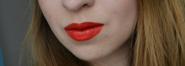 Призываем весну с помадой Rimmel Lasting Finish by Kate Anniversary 54 Idol Red