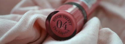 Как я свою неприязнь к розовому преодолевала с Bourjois Rouge Velvet The Lipstick в оттенке 04 Hip Hip Pink