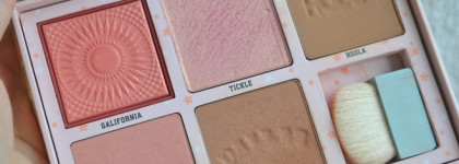 Весёлые девчонки Benefit Cheekleaders Pink Squad