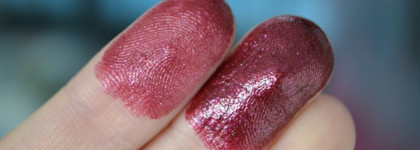 Немного осенней медитации с Kiko Milano Magical Holiday Wow Lipstick в оттенке 02 Hypnotic Bordeaux