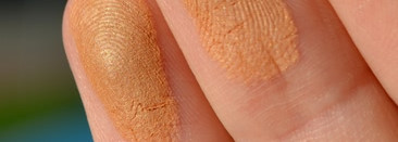 Высокое косметическое искусство с Kiko Milano Tuscan Sunshine Radiant Bronzer в оттенке 01 Sweet Honey