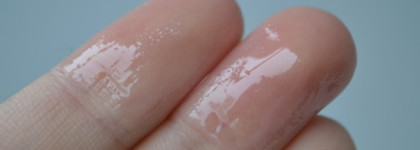 Cладкая конфетка Vivienne Sabo Dessert A Levres в оттенке 03 Sirop