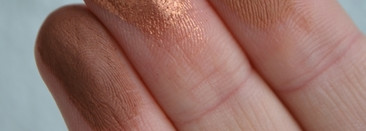 Бьюти-вредина Huda Beauty Khaki Haze Obsessions Palette