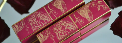 Картина маслом: помады Kiko Milano Charming Escape Luxurious Shiny Lipstick в оттенке 01 Natural Wheat и Luxurious Matte Lipstick в оттенке 05 Pinkish Lily