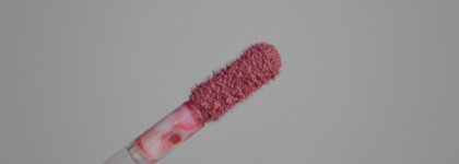 Самый комплиментарный блеск моей коллекции - Victoria Beckham Beauty Posh Gloss в оттенке Fizz