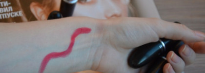 Любимые и не очень маковки  Mac Lipstick All Fired Up, Diva, D for Danger