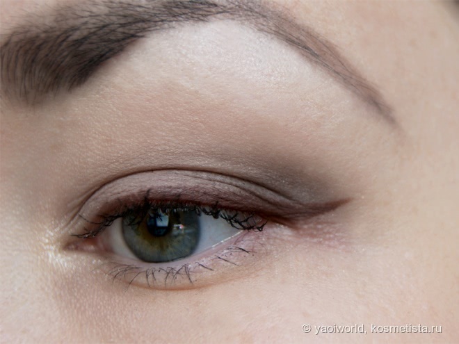 Тени для век Essence the velvets eyeshadow в оттенках #03 smooth caramel & #05 taupe secret