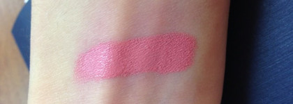 Лиловое молоко с помощью Inglot freedom system в оттенке 519, wet n wild megalast lipstick в оттенке 901B