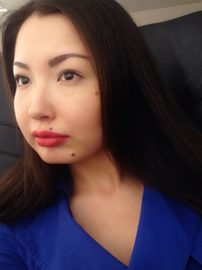 Помидор в сторону Bourjois Rouge edition Velvet в оттенке 11 So Hap'pink
