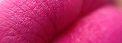 Mac retro matte lipstick в оттенке flat out fabulous