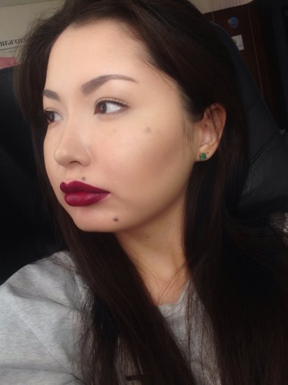 Кому вишенки? Матовая помада Karaja Lip Stay Soft Mat Velvety lipcream в оттенке 5