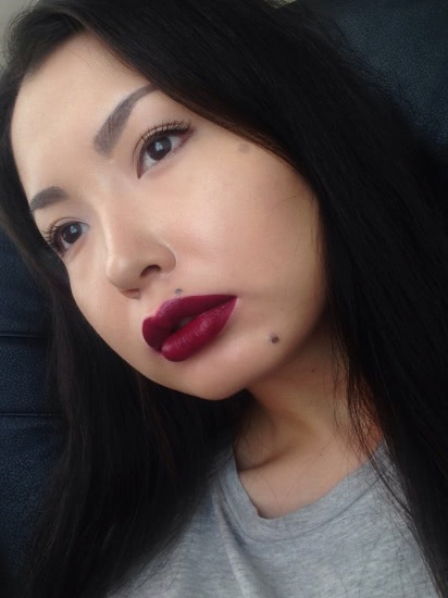 Кому вишенки? Матовая помада Karaja Lip Stay Soft Mat Velvety lipcream в оттенке 5