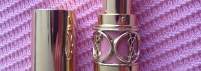 Помада YSL Rouge Volupte Silky Sensual Radiant Lipstick SPF 15 в оттенке 7 Lingerie Pink