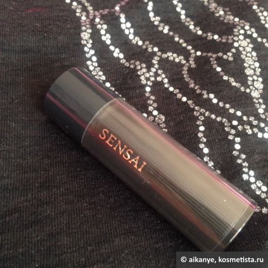 Сочная слива Kanebo Sensai rouge Vibrant cream colour в оттенке 08 Fujibakama