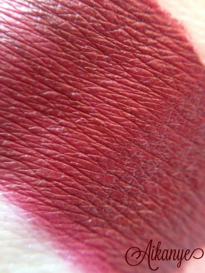 Lime Crime Velvetines Liquid Lipstick в оттенке Wicked