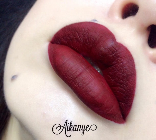 Lime Crime Velvetines Liquid Lipstick в оттенке Wicked
