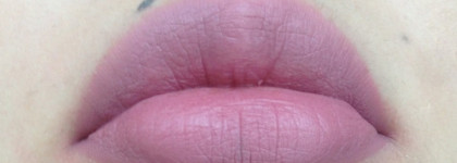 Карандаш-помады E.l.f. (elf) Matte lip color в оттенках tea rose, berry sorbet