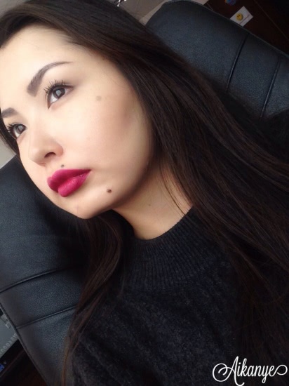 Карандаш-помады E.l.f. (elf) Matte lip color в оттенках tea rose, berry sorbet