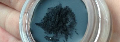 Универсальный продукт - Maybelline Color tattoo 24hr Gel-cream eyeshadow в оттенке 60 Timeless black