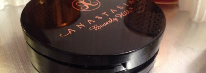 Сияй как звезда с Anastasia Beverly Hills Illuminator "Starlight"