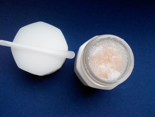 Крем-гель для век противоречивого качества Aupres Ultimate White Eye Gel