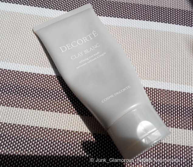 Kose Cosme Decorte: очищающая пенка с белой глиной и растительная вода для жирной, комбинированной и проблемной кожи