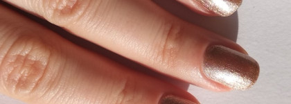 Dior Vernis Couture Colour Gel Shine and Long Wear Nail Lacquer, Vibrato #618