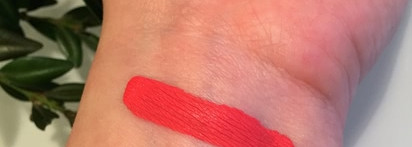 Помада от Make up factory - Mat Lip Fluid Longlasting в оттенке 48 (Coral rose)