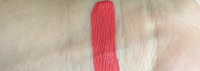 Помада от Make up factory - Mat Lip Fluid Longlasting в оттенке 48 (Coral rose)
