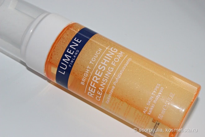 Освежающая очищающая пенка для умывания Bright Touch Refreshing cleansing foam от Lumene
