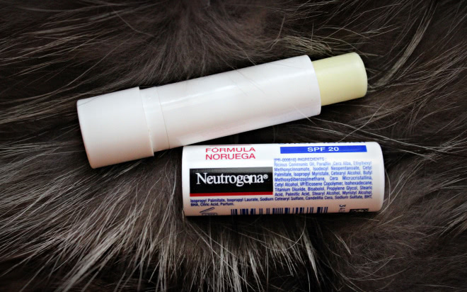 И зачем я это купила? Два неудачных продукта для губ от СпивакЪ и Neutrogena