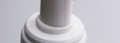 И снова ругаюсь. Деликатный мусс для умывания "Гранат и Ацерола" от Green Mama