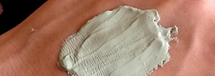 Заграничная глина, или Маска для жирной проблемной кожи Mint Julep Masque от Queen Helene