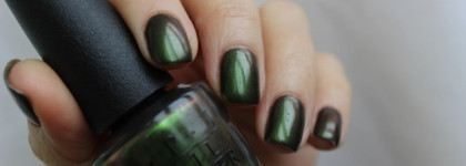 Моя новая муха или OPI  Green on the runway