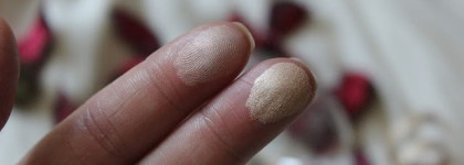 Хайлайтер Perfect Face all-over от P2 в сравнении с the Balm Mary-Lou Manizer