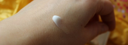 Весеннее цветение вишни от L'Occitane