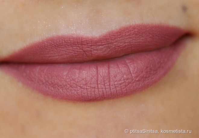 Любимый из армии карандашей для губ • Trend it up contour & glide lipliner 030