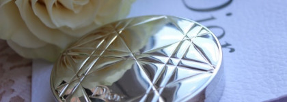 Осенние переливы с Dior Diorskin Nude Air Luminizer Powder 001