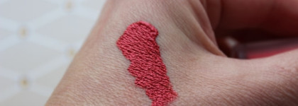 Прекрасная красная Lime Crime velvetines  Red hot