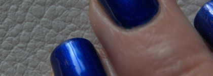 Essie Nail Lacquer № 92 - Aruba blue